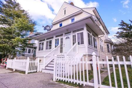 Luxe Bartram Beach Retreat 4Bd - 3Ba Villa Atlantic City Exterior photo